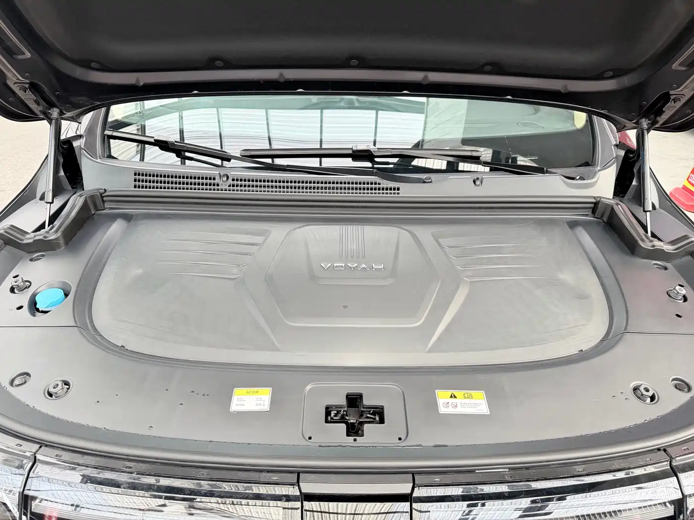 Voyah Auto Voyah Dreamer 2024 PHEV Extended Range Premium Edition фото 28