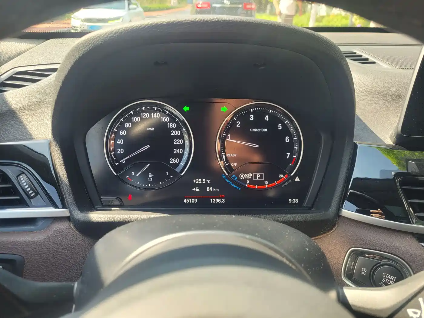 BMW X1 2021 sDrive25Li Leading фото 10