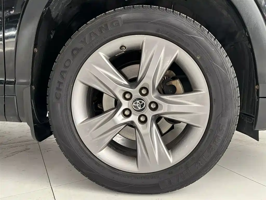 Toyota Highlander 2018 2.0T 4WD Luxury 7-seater (China V) фото 14