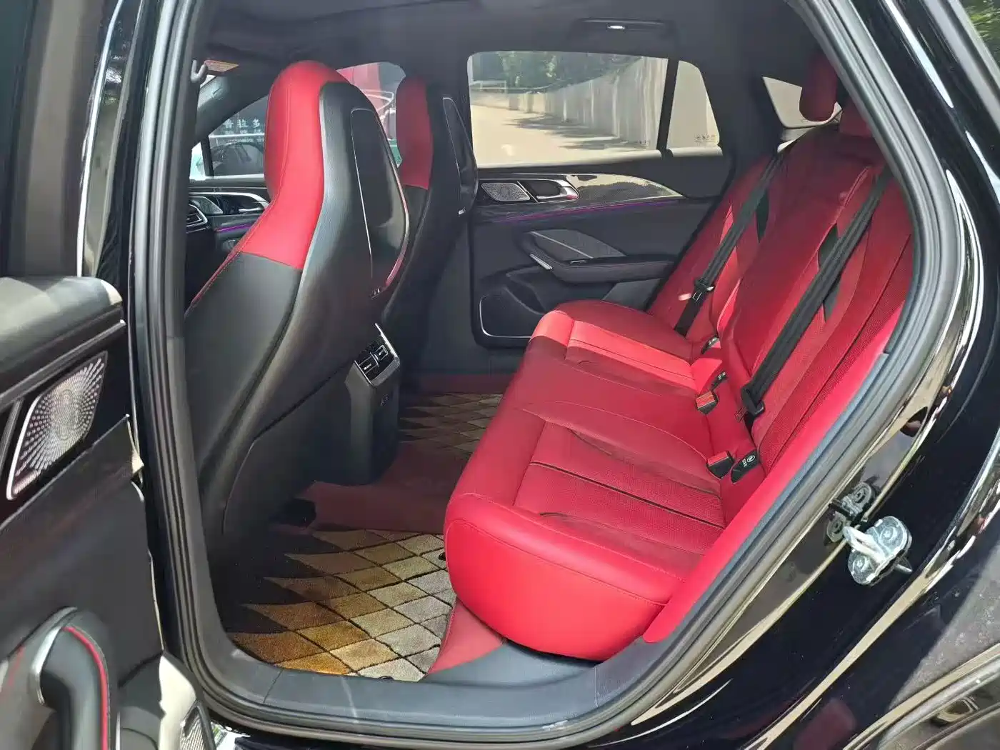 Hongqi H6 2023 2.0T Premium Edition фото 5