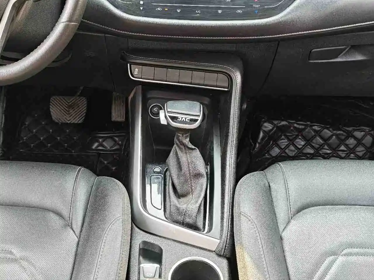 JAC Motors Refine S4 2020 2020 1.5T CVT Surpass