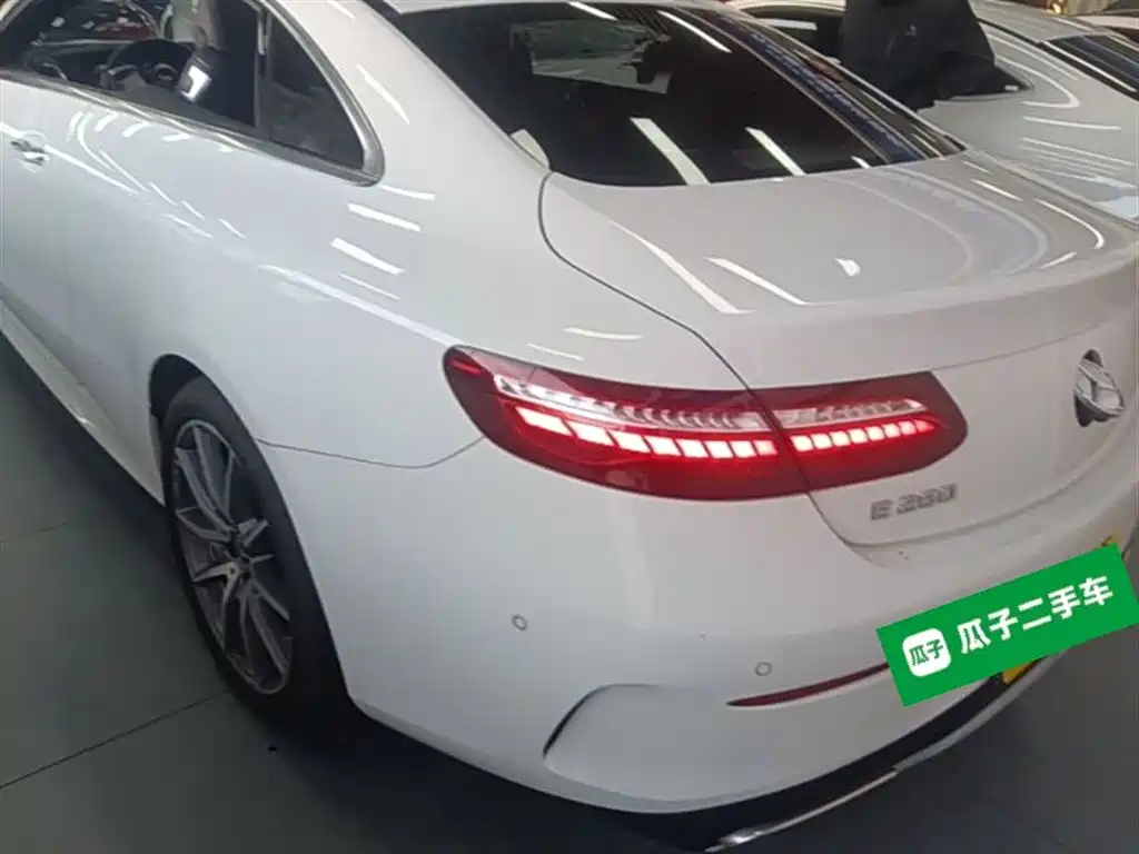 MERCEDES-BENZ E-CLASS (IMPORTED)