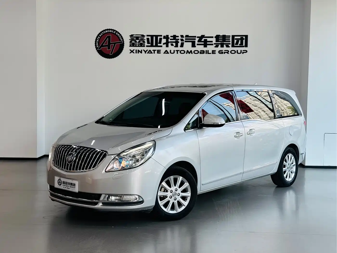 Buick GL8 2011 2011 3.0L XT Luxury Business Flagship
