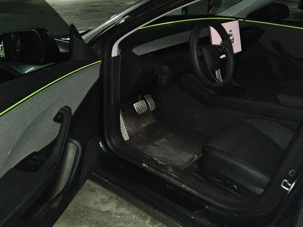 Tesla Model 3 2025 2025 Model Rear-Wheel Drive Edition