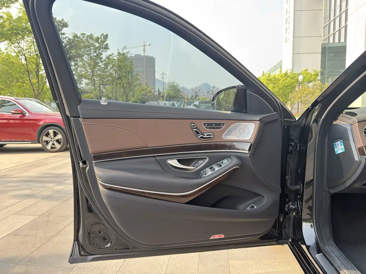 Mercedes-Benz S-Class 2020 S 350 L Premium Edition Collector's Version фото 20