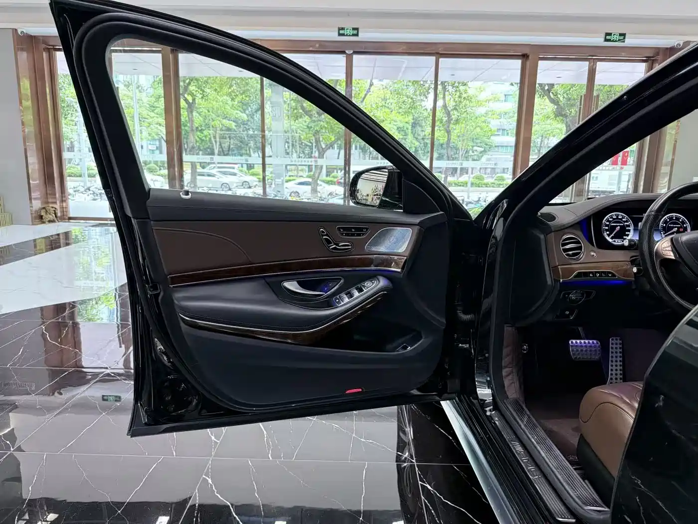 Mercedes-Benz S-Class AMG 2015 AMG S 63 L 4MATIC фото 7