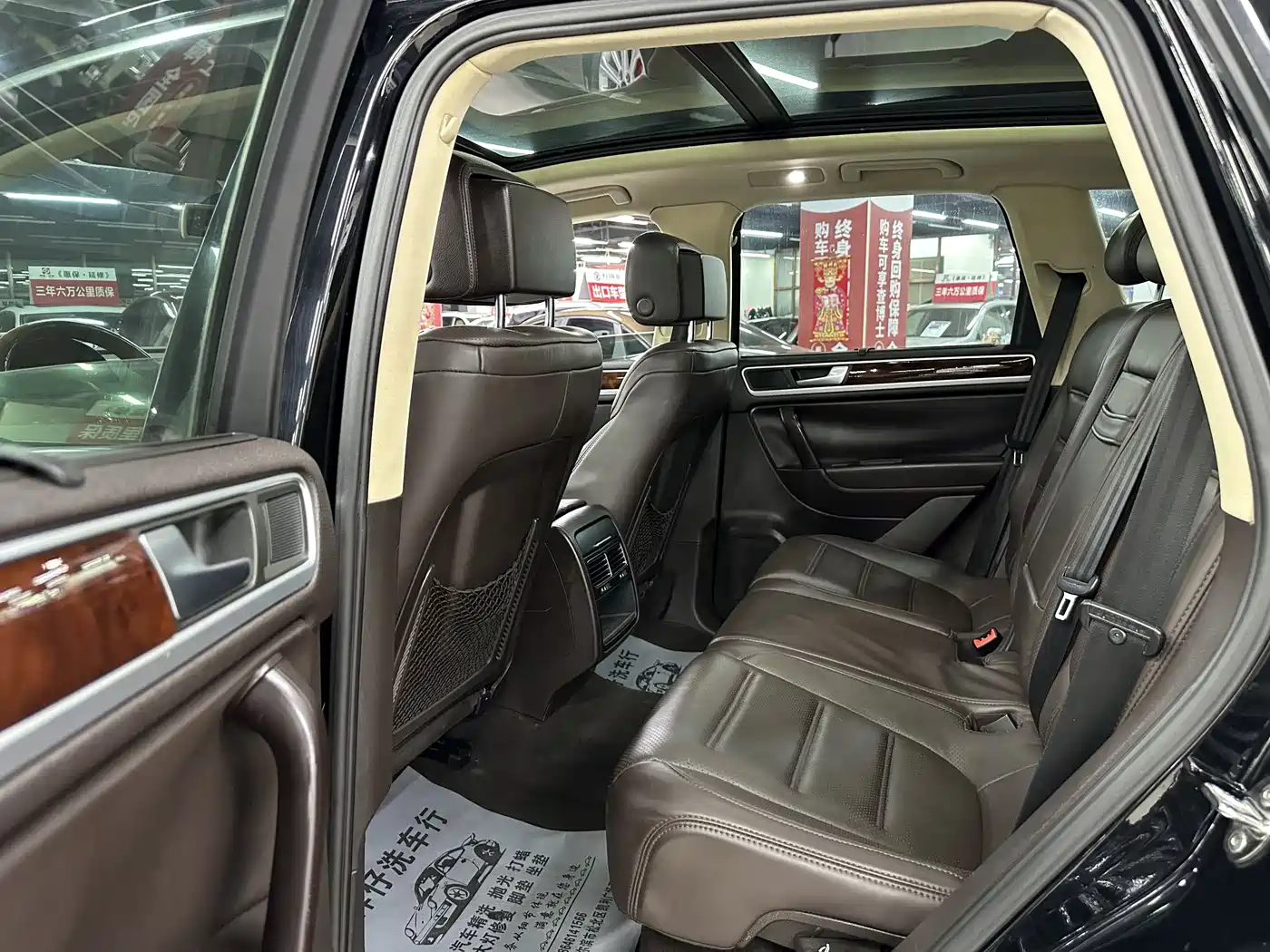 Volkswagen Touareg 2011 3.0TSI Comfort фото 19
