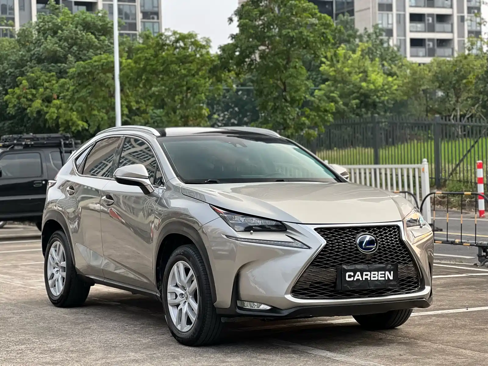 Фото 3 - Lexus NX