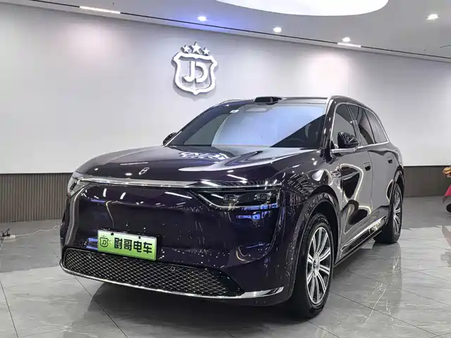 AITO Wenjie AITO M8 2025 Pure Electric Max+ 5-Seater Long Range Version