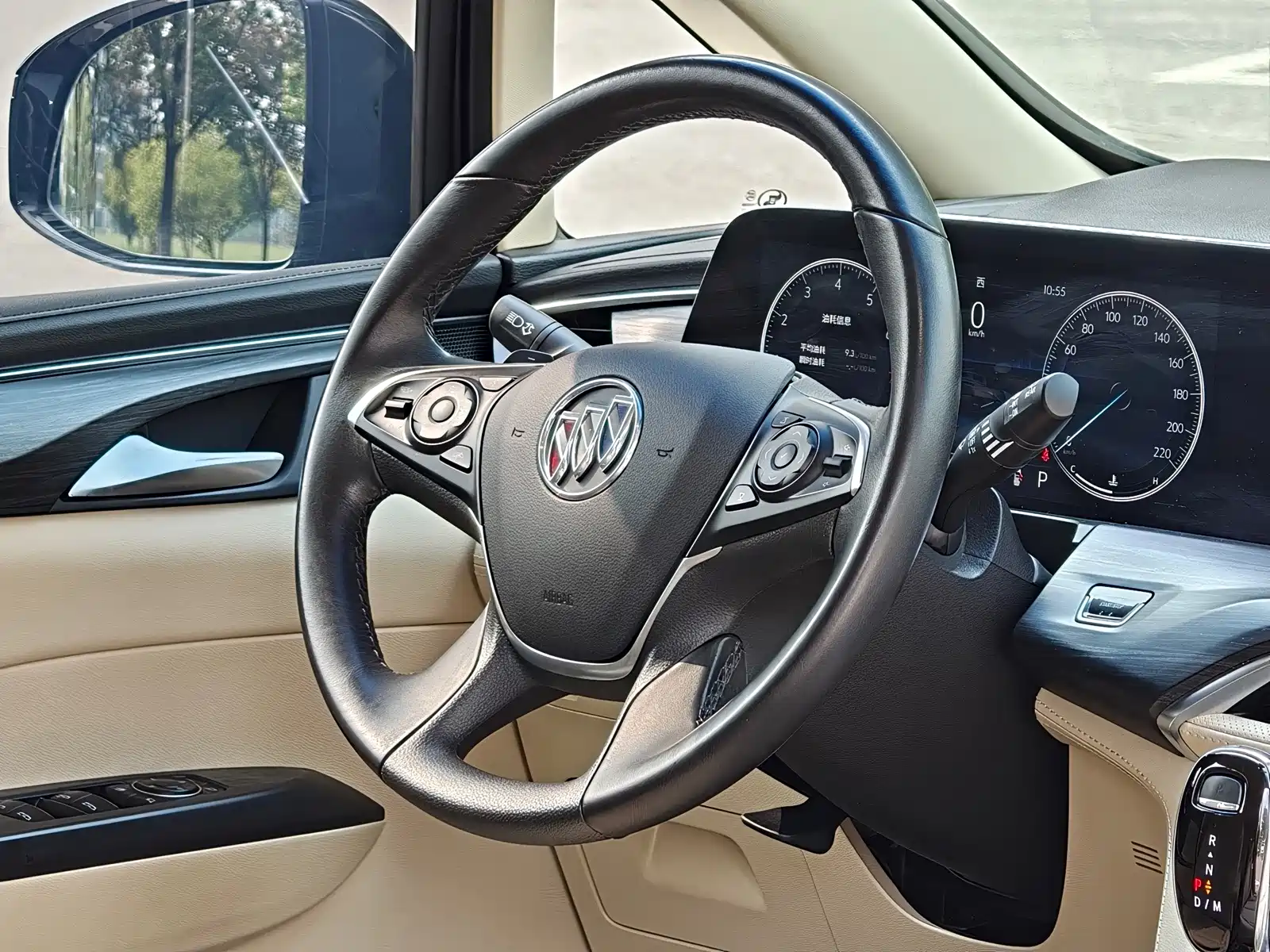 Фото 13 - Buick GL8