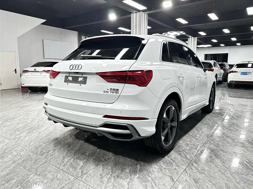 Audi Q3 2022 35 TFSI Fashion Dynamic фото 6