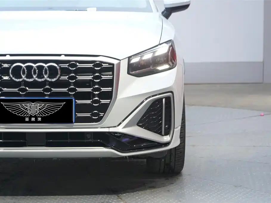 Audi Q2L 2024 35TFSI Fashion Sport фото 3