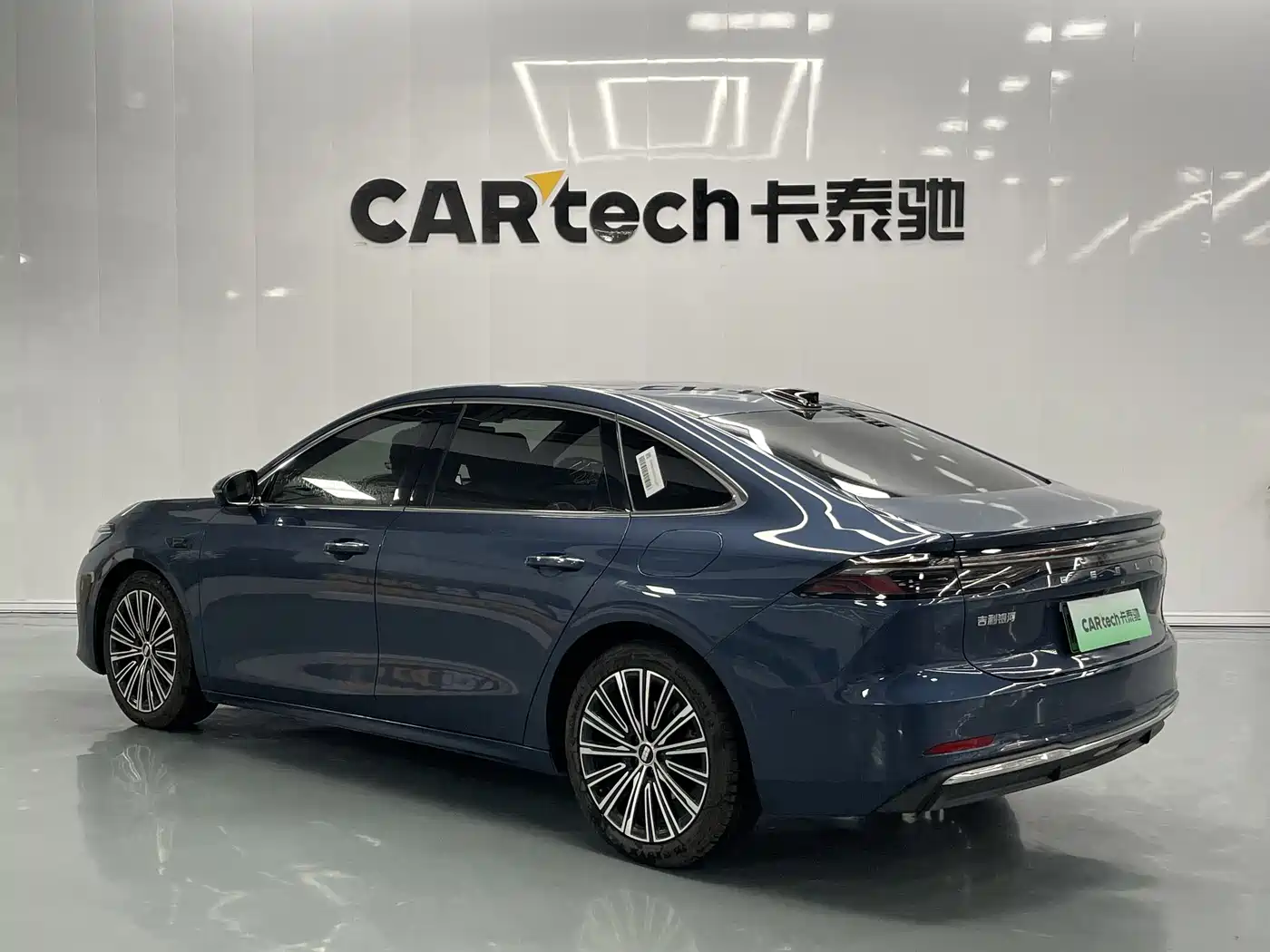 Geely Galaxy Galaxy A7 2025 EM-i фото 16
