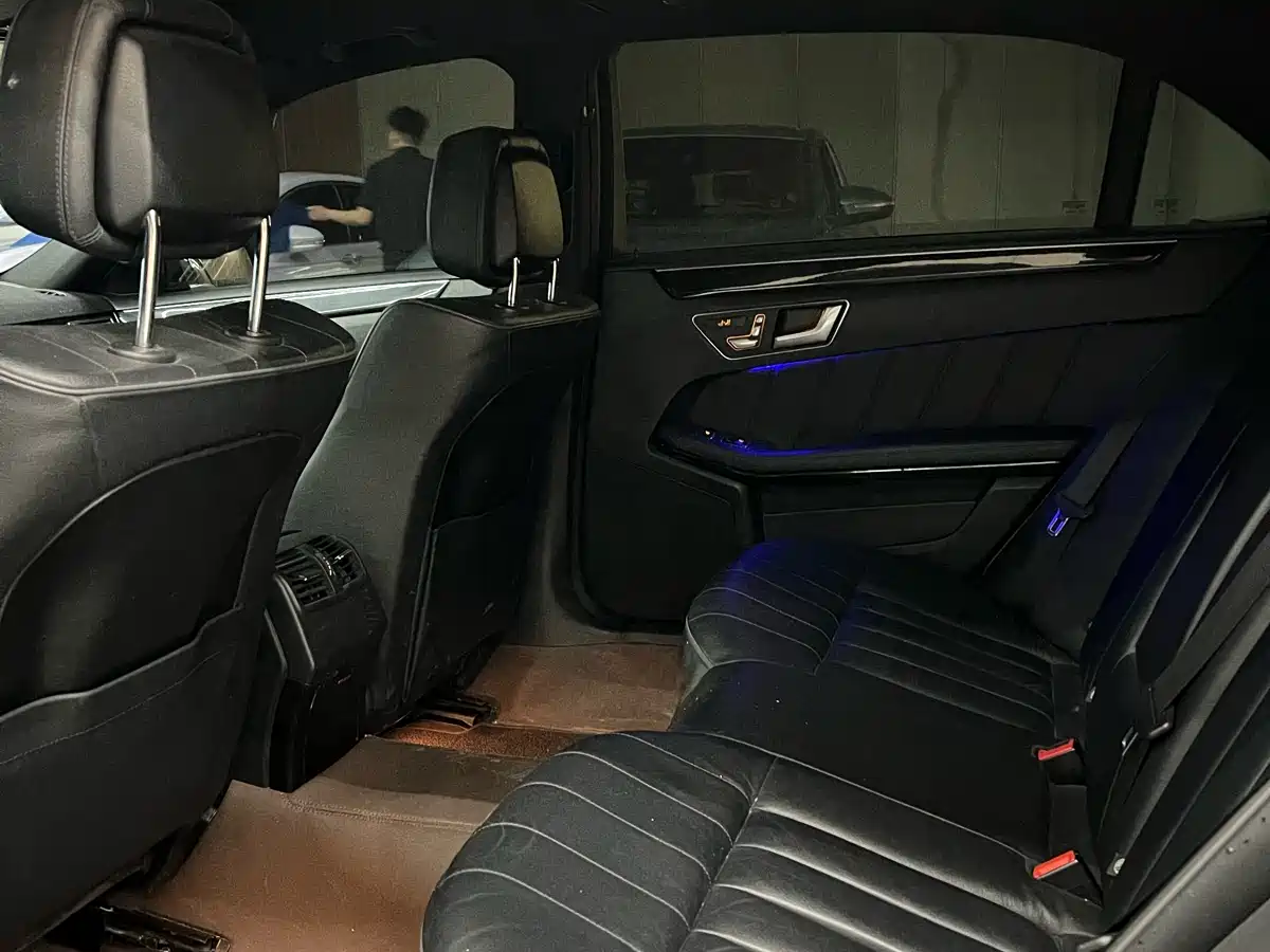 Mercedes-Benz E-Class 2015 E 260 L Sport Luxury фото 4