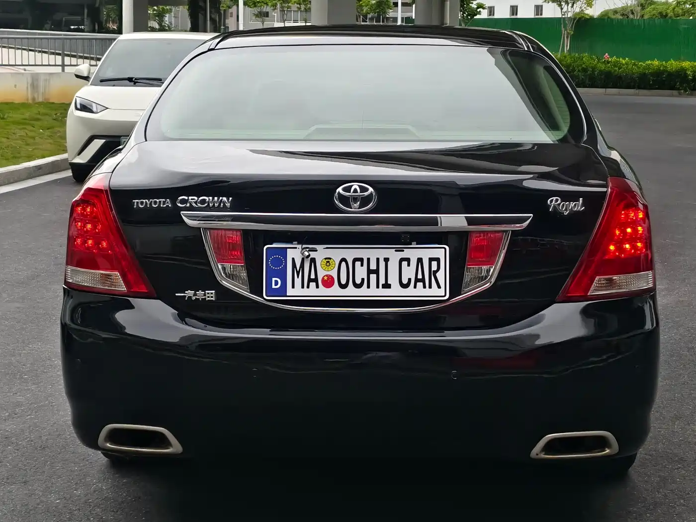 Toyota Crown 2010 2.5L Royal Leather Edition фото 9