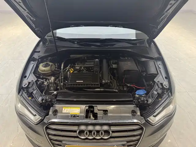 Audi A3 2014 Sportback 35 TFSI Automatic Comfort фото 7