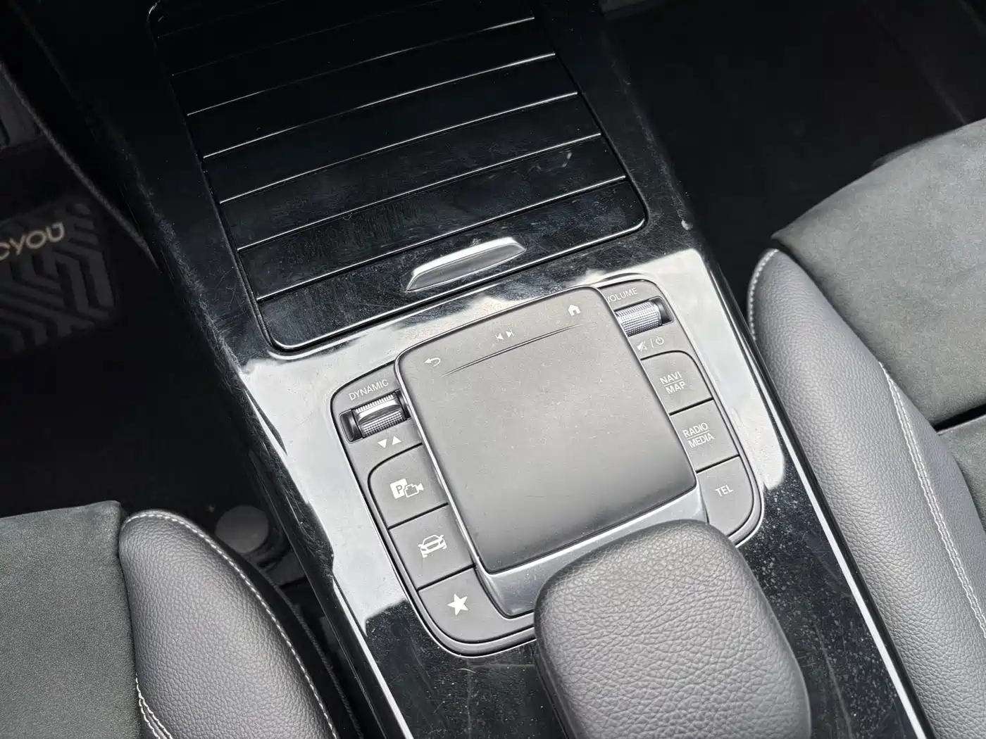 Mercedes-Benz A-Class 2021 A 200 L Sport Sedan Fashion Edition фото 11