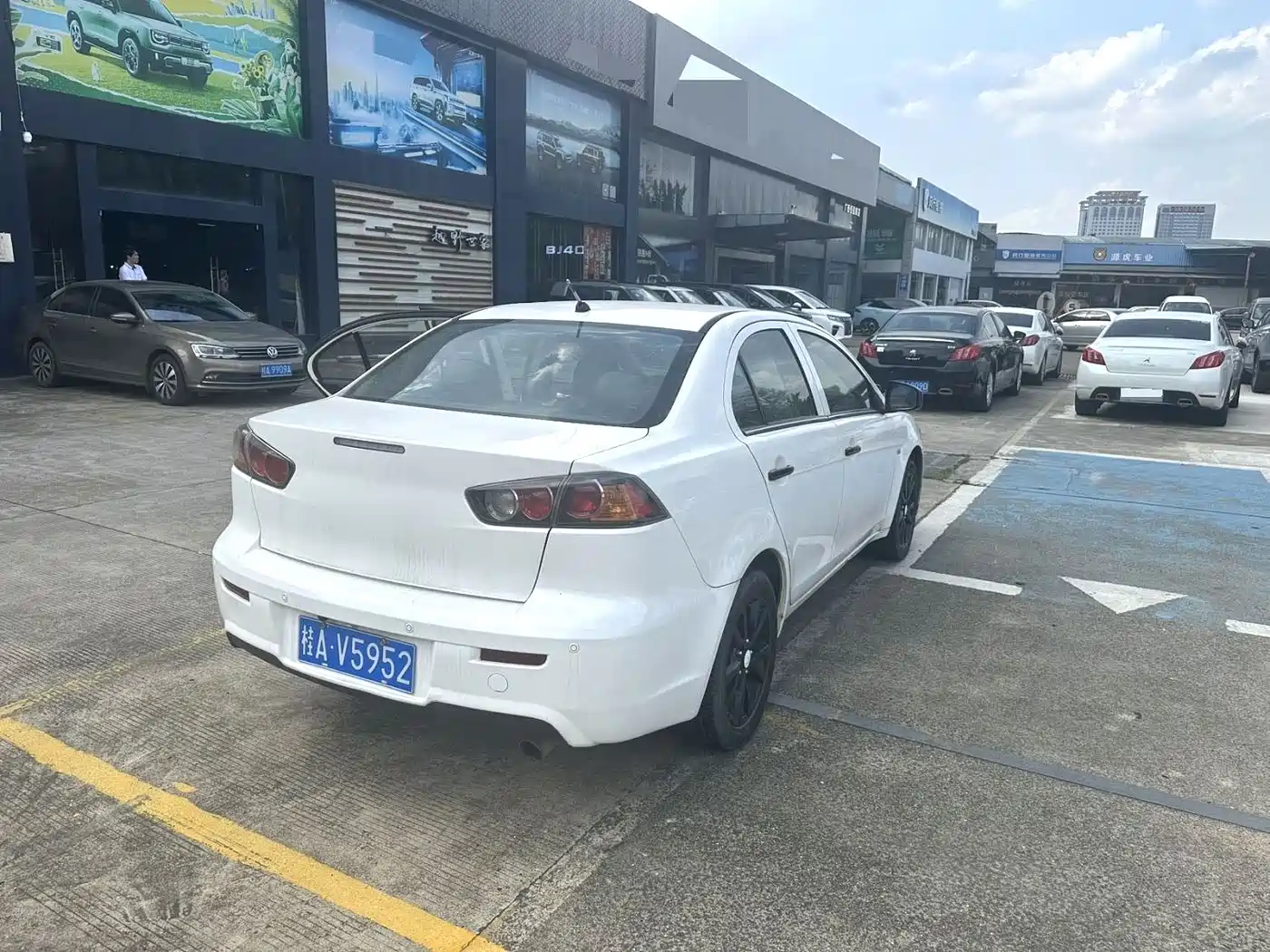 Mitsubishi Lancer EX 2014 2013 Fashion Edition 1.8L CVT Comfort