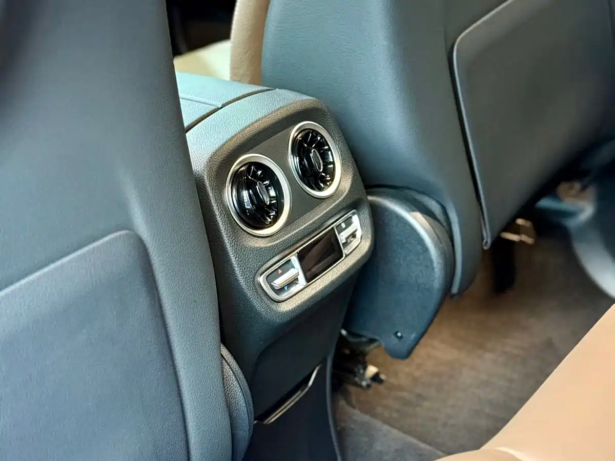 Mercedes-Benz G-Class 2023 G 350 фото 20