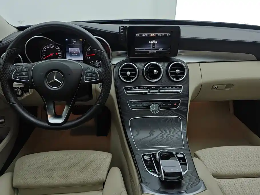 Mercedes-Benz C-Class 2016 2016 C 200 L Sport