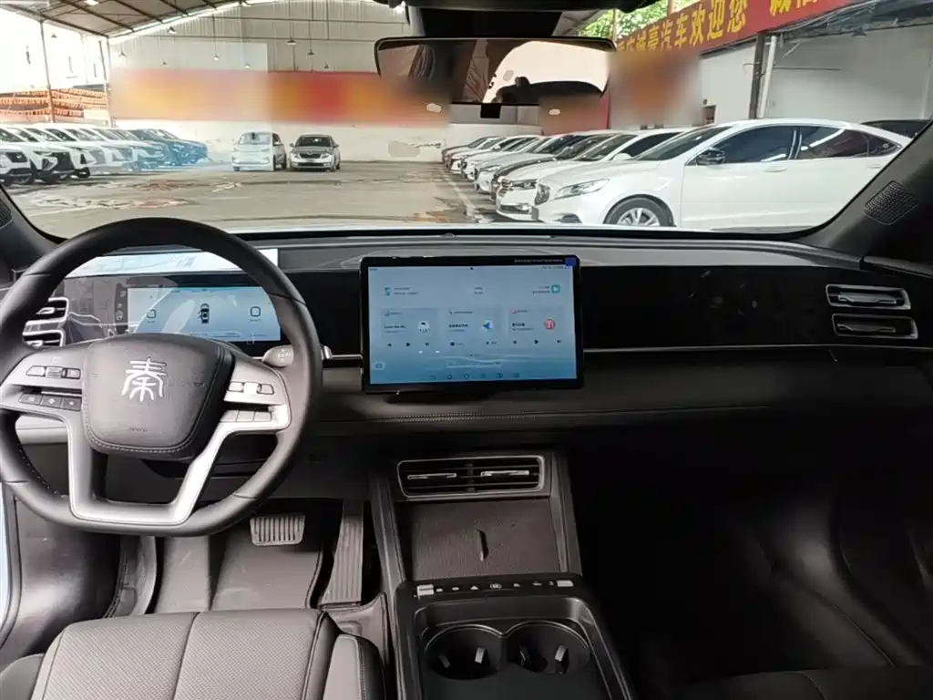 BYD Qin L 2026 DM-i 128KM Progressive фото 10