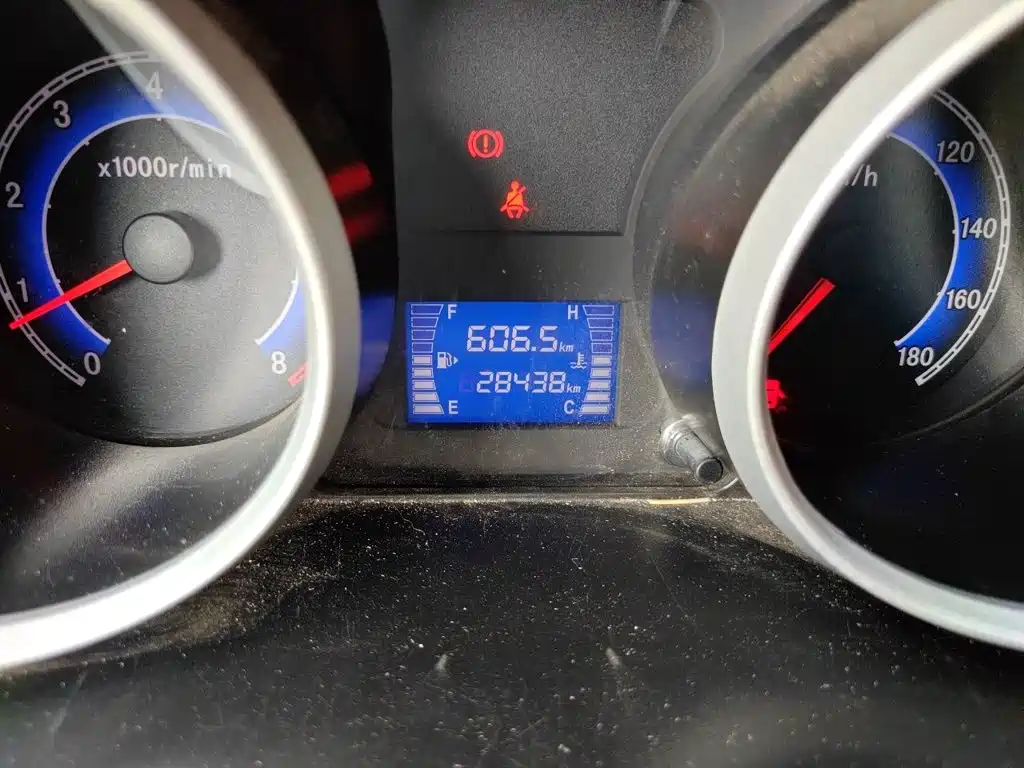 Changan Kaicheng Changan Ruixing M80 2019 2018 1.5L Revised Comfort Model CNG Van Flat Roof Tailgate 4G15S
