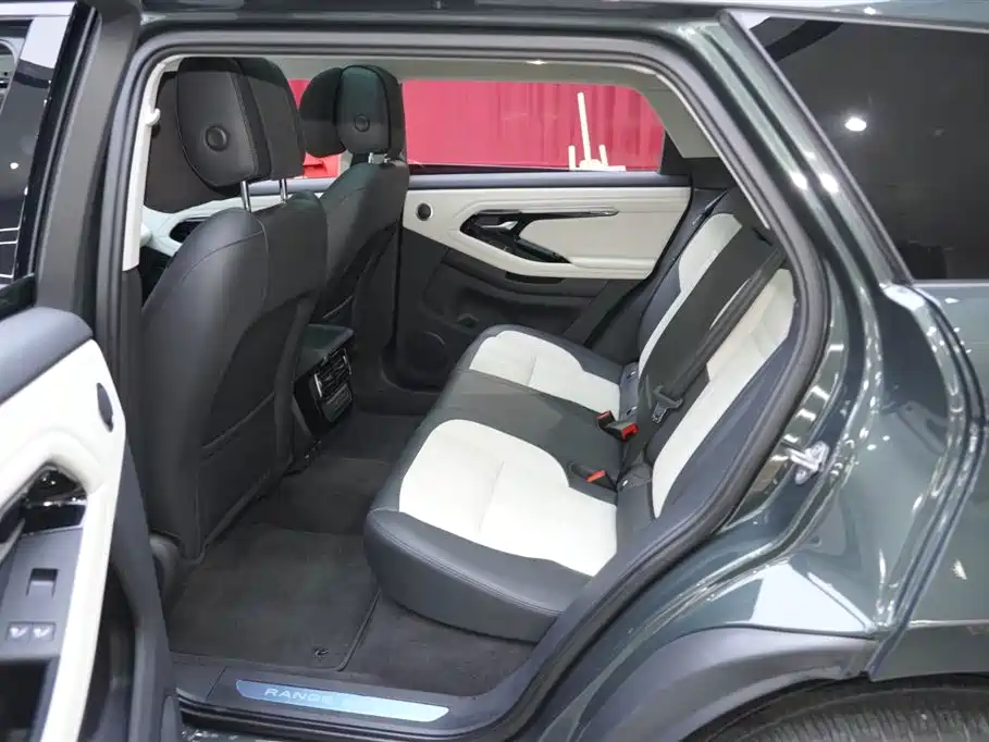 Land Rover Range Rover Evoque 2022 Range Rover Evoque L 249PS R-Dynamic Luxury Edition фото 18