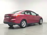 Фото 2 - Ford Focus
