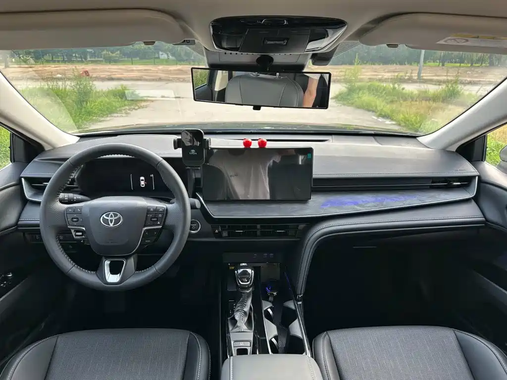 Toyota Camry 2026 2026 Hybrid 2.0HG Premium Edition