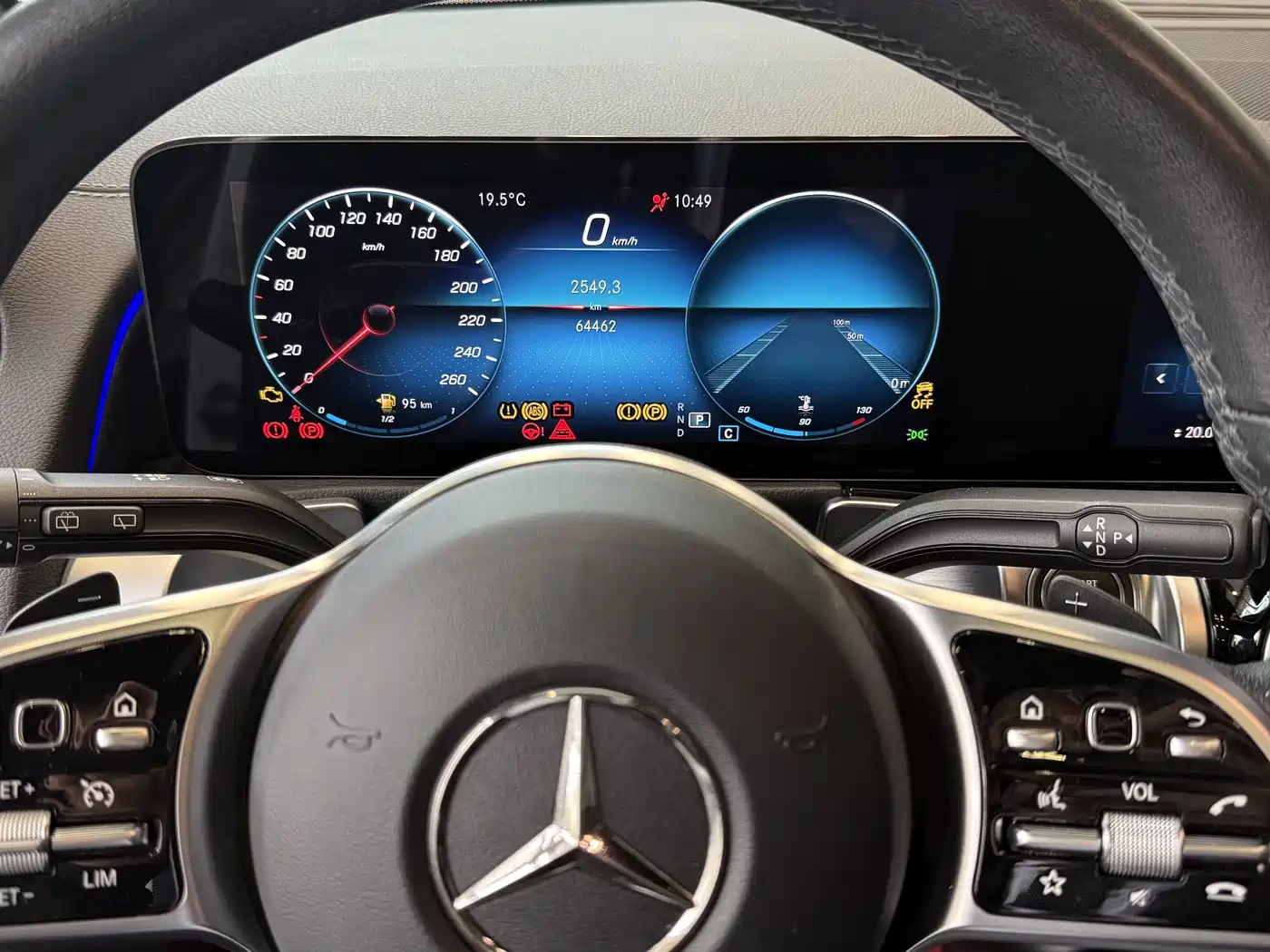 Mercedes-Benz GLB 2023 GLB 220 4MATIC фото 8