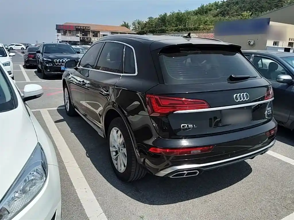 Audi Q5L 2021 40 TFSI Luxury Dynamic фото 5