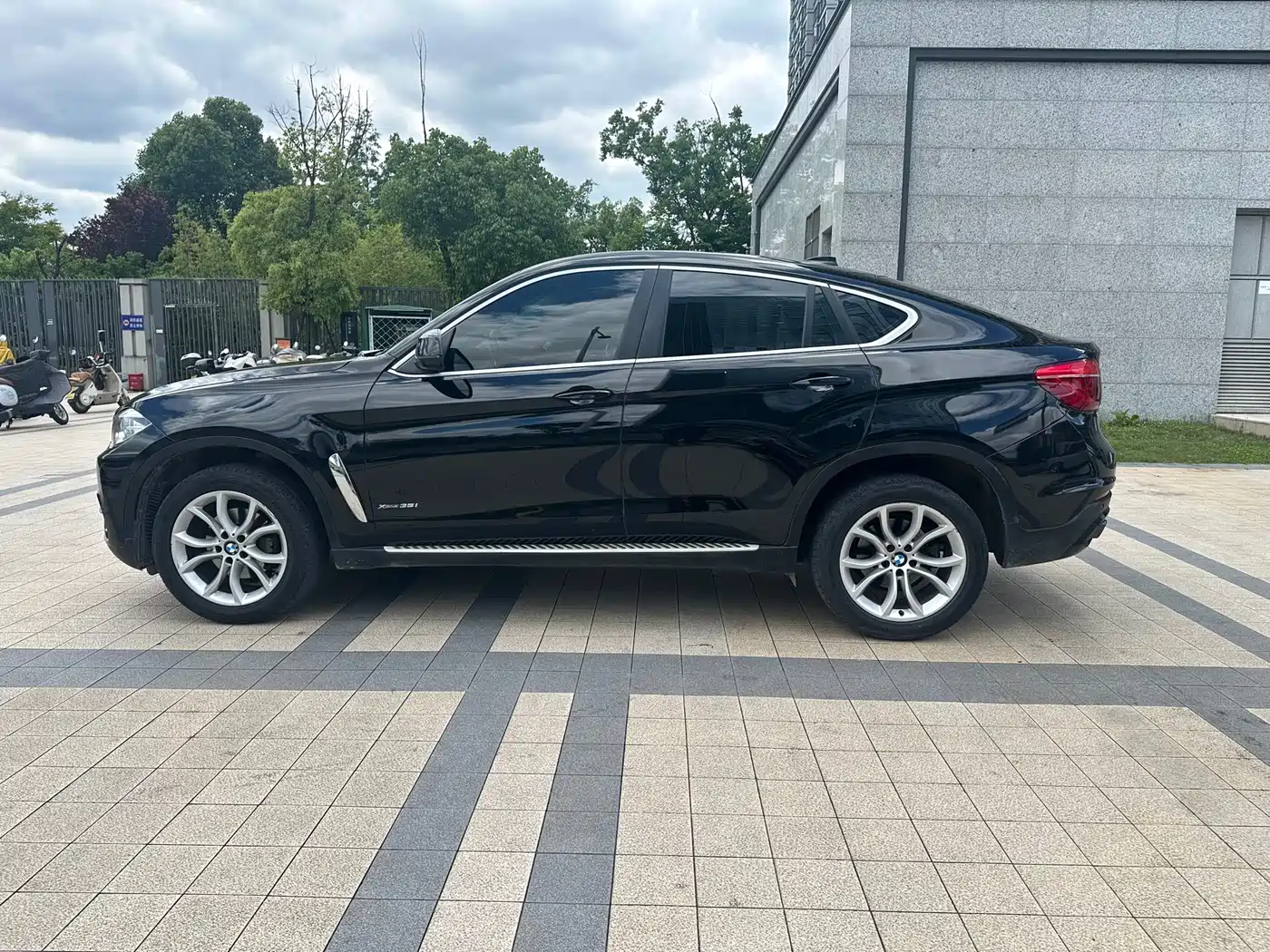 BMW X6 2015 xDrive35i Leading Type фото 5