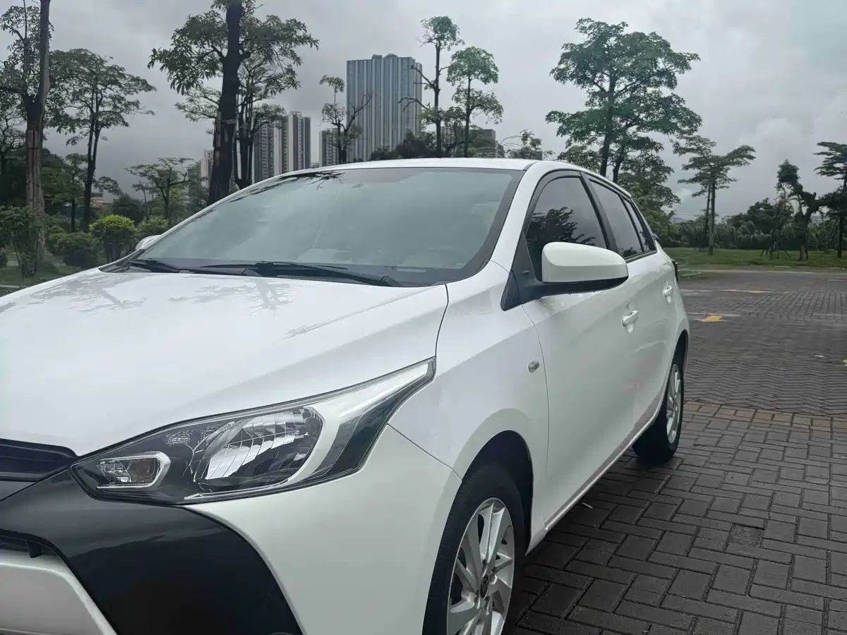 Toyota YARiS L Zhi Xuan 2017 1.5G CVT Speed Sunroof Upgrade Edition фото 21