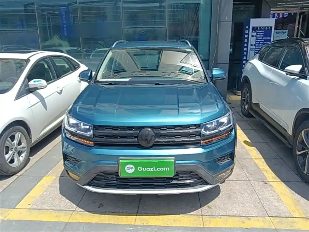 Volkswagen Tharu 2019 Model 330TSI 4WD Flagship Edition China VI фото 3