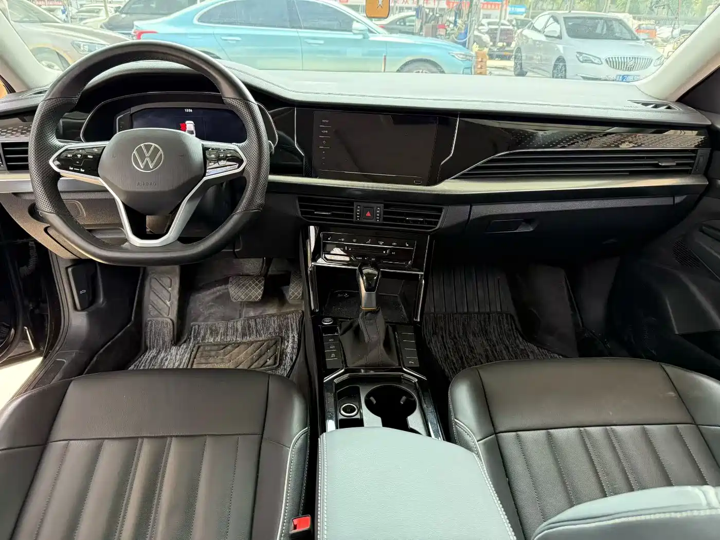 Volkswagen Passat 2023 330TSI Elite Edition фото 5