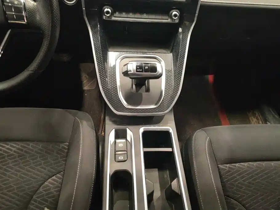 Haval M6 2024 2023 PLUS 1.5T DCT Elite Smart Connect