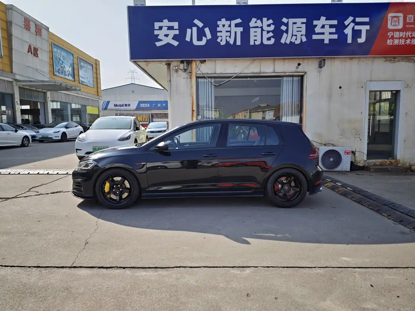 Volkswagen Golf GTI 2018 2.0TSI GTI фото 3