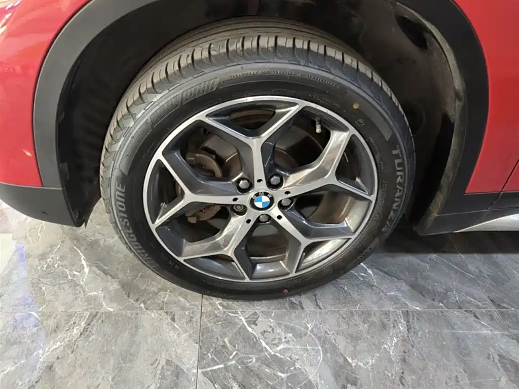 BMW X1 2018 xDrive20Li Premium Model фото 25