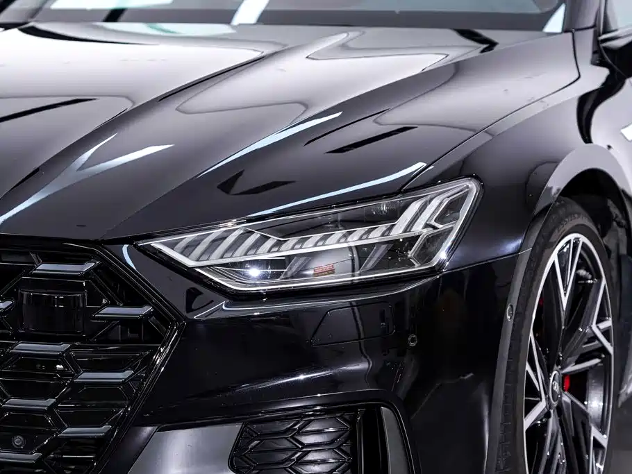 Audi A7L 2025 2024 45 TFSI quattro Black Warrior Edition