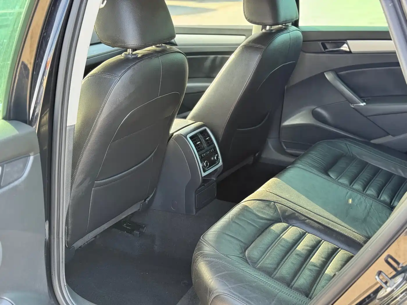 Volkswagen Passat 2013 1.8TSI DSG Yuzun фото 6