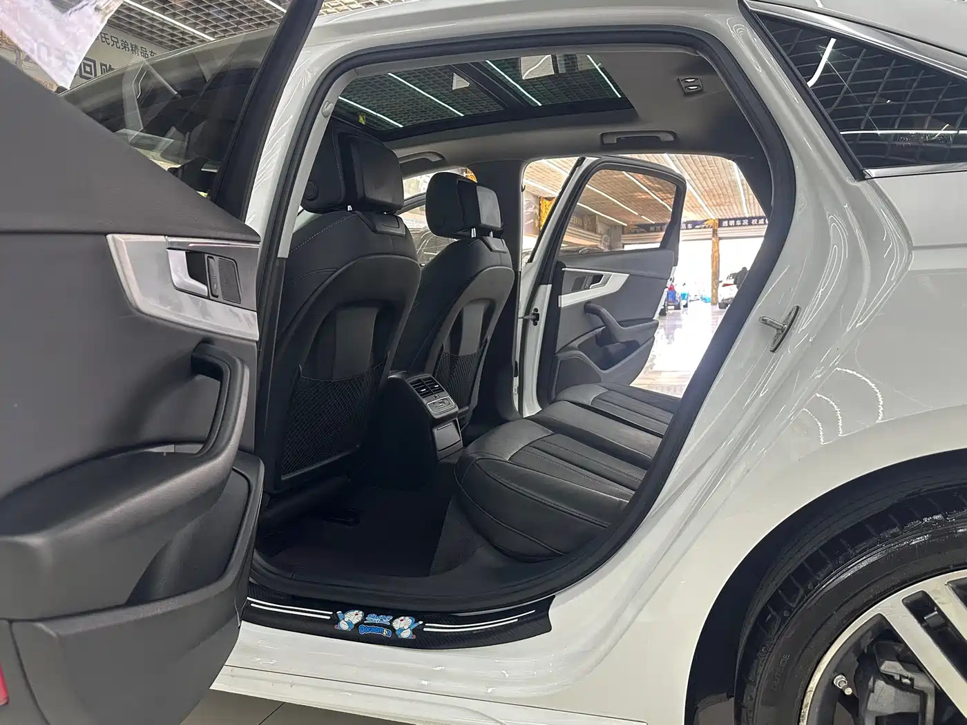 Audi A4L 2020 40 TFSI Luxury Dynamic фото 12