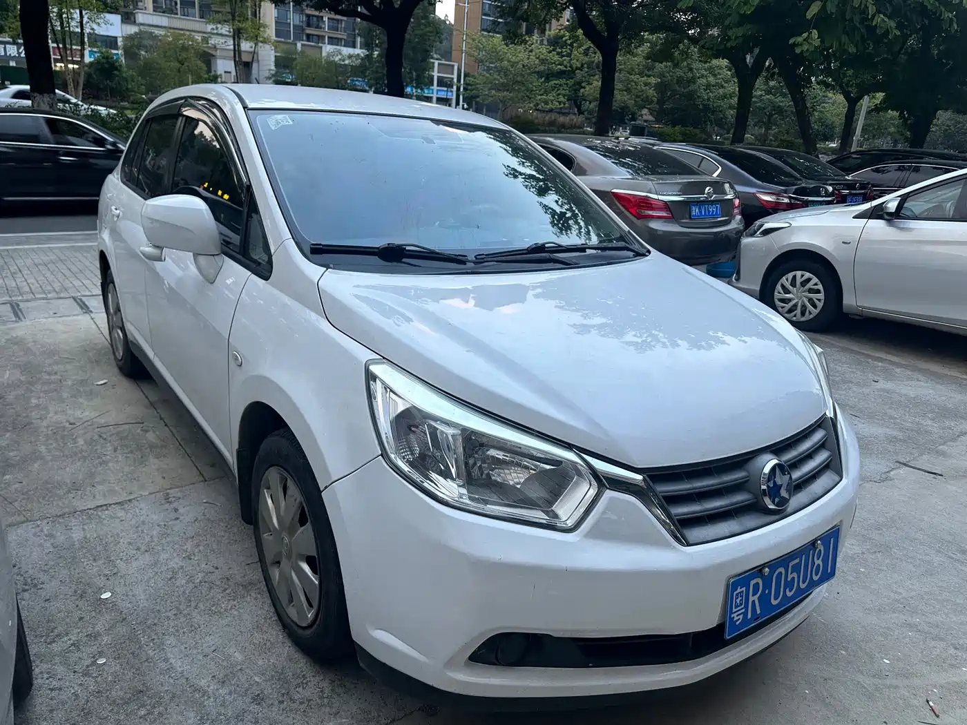 Venucia D50 2012 2012 Model 1.6L Automatic Comfort