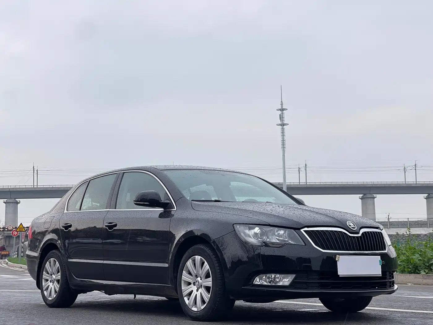 Škoda Superb 2013 1.4TSI DSG Gentleman Edition фото 3