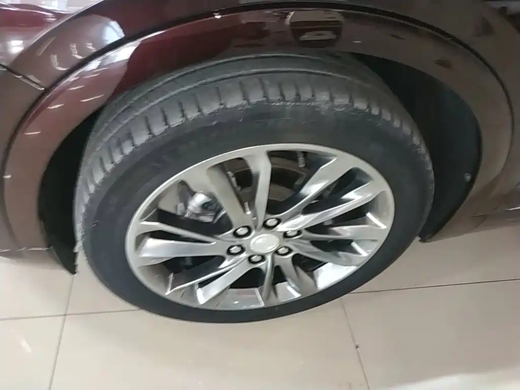 Фото 23 - Buick Enclave