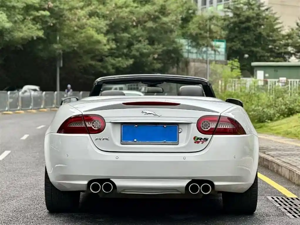 Jaguar XK 2012 XKR 5.0L Supercharged Convertible фото 9
