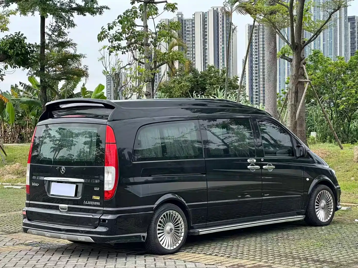 Mercedes-Benz Vito 2013 3.0L Business Edition фото 9