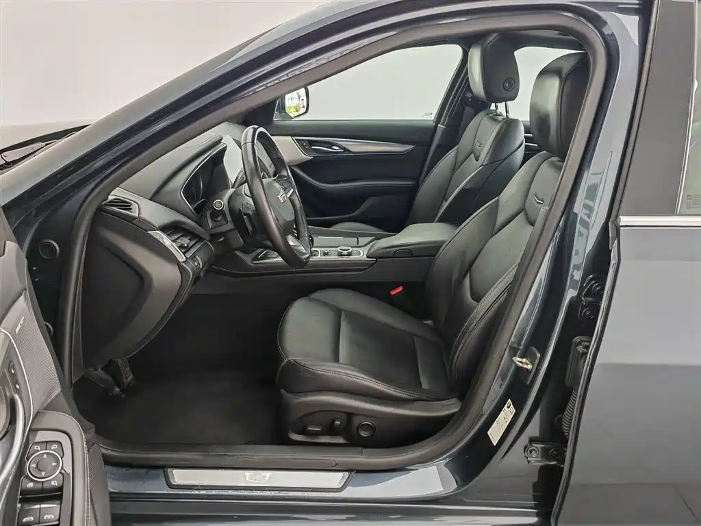 Cadillac CT5 2021 28T Luxury фото 10