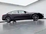 Photo 6 - Maserati Quattroporte