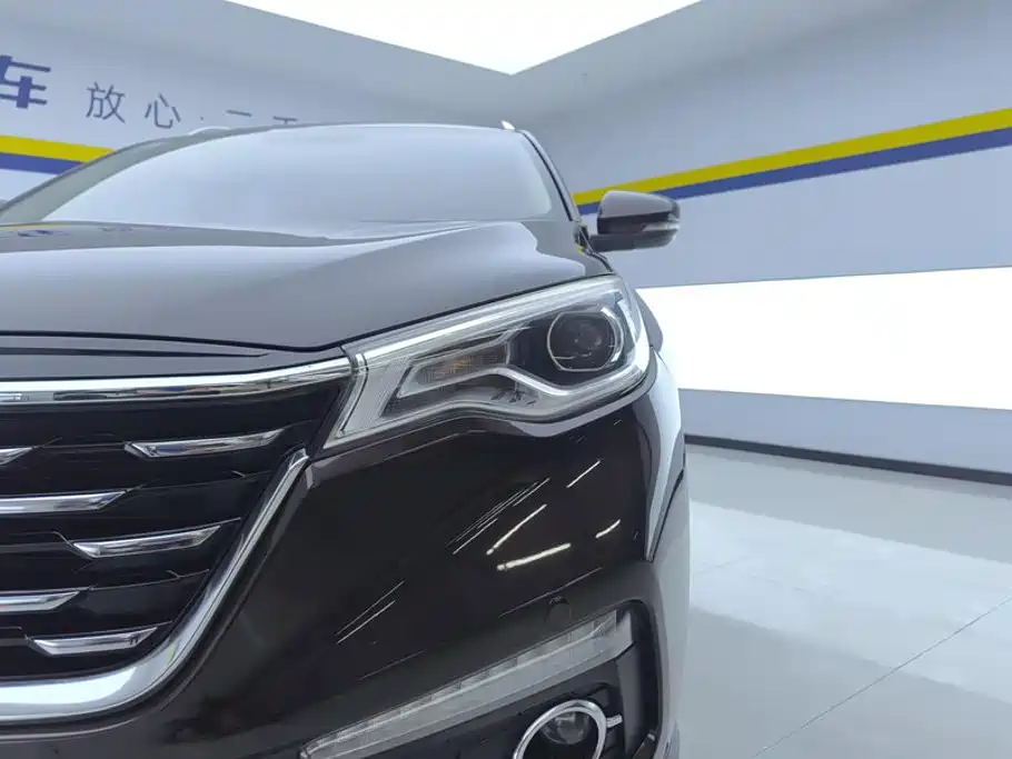 FAW Senya R9 2018 2018 1.2T Automatic Luxury Smart Premium