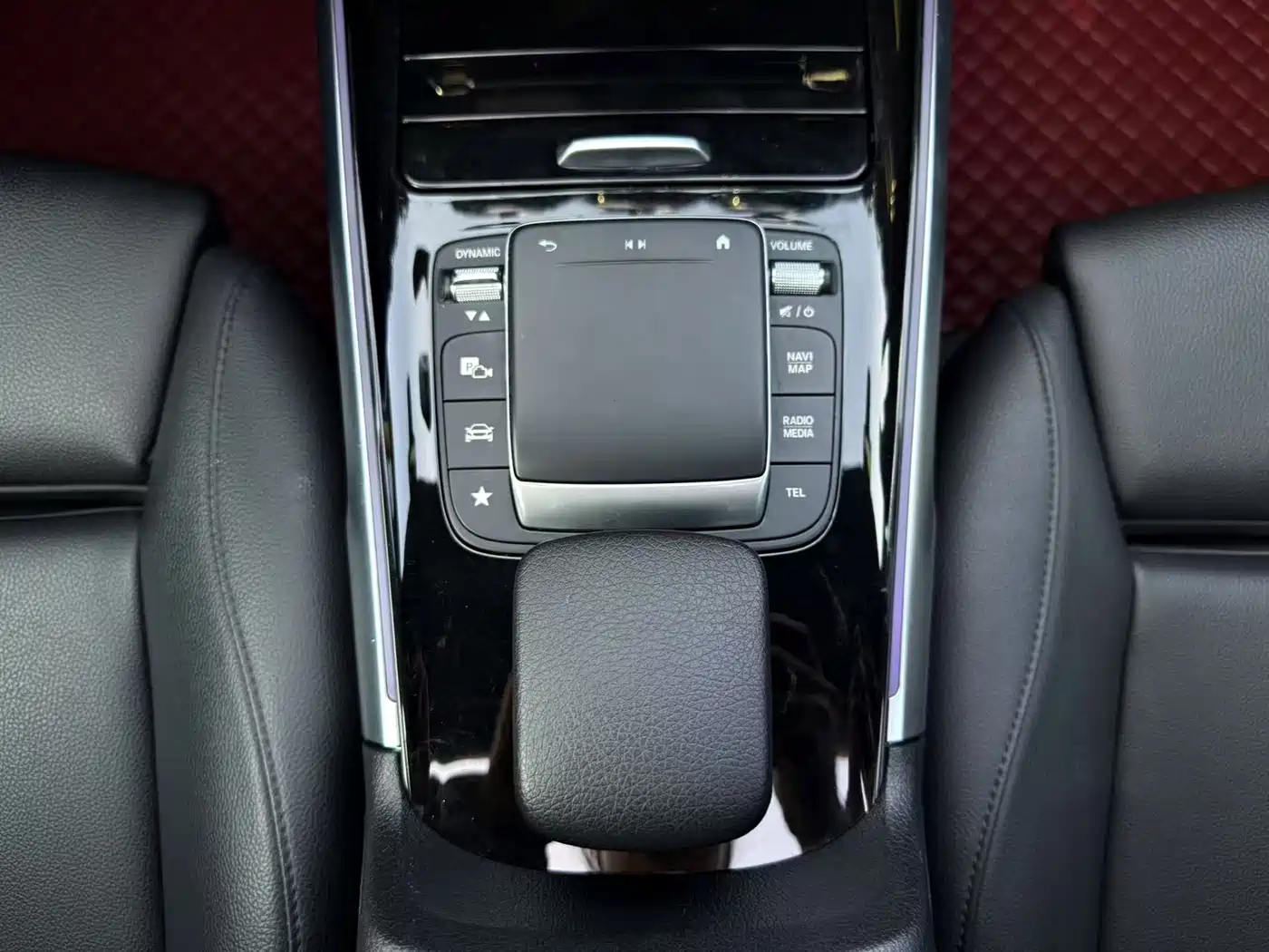 Mercedes-Benz GLB 2020 GLB 200 Dynamic фото 23